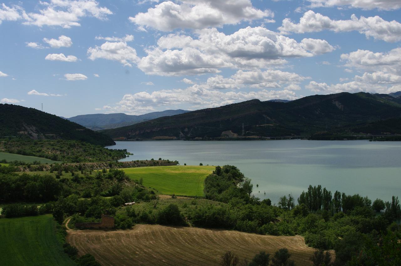 Alberg La Solana Salas de Pallas Buitenkant foto
