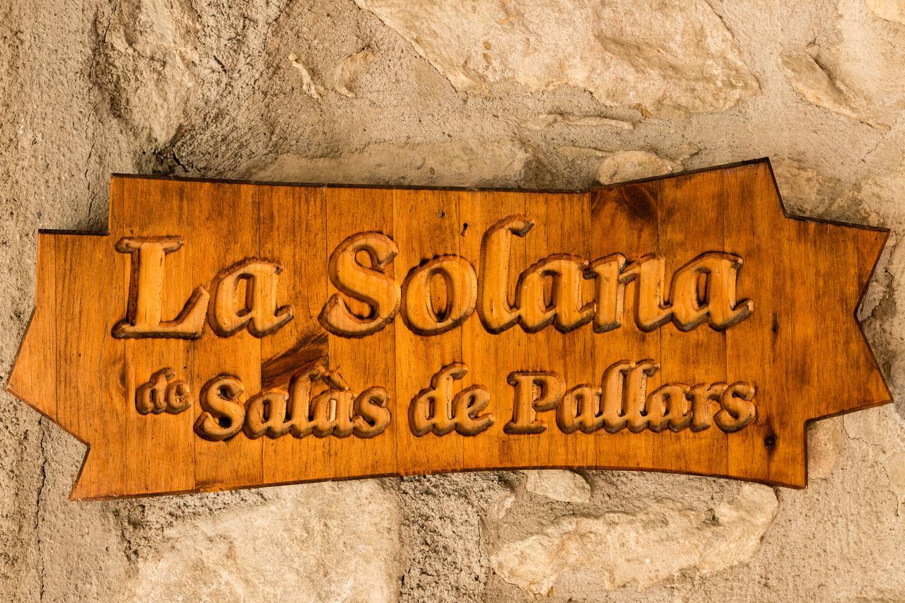 Alberg La Solana Salas de Pallas Buitenkant foto
