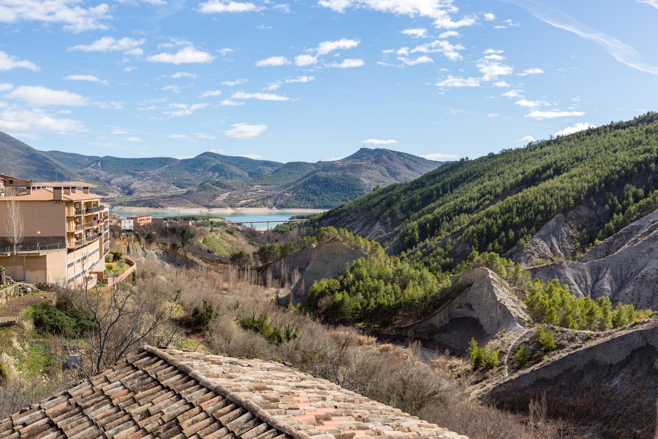 Alberg La Solana Salas de Pallas Buitenkant foto